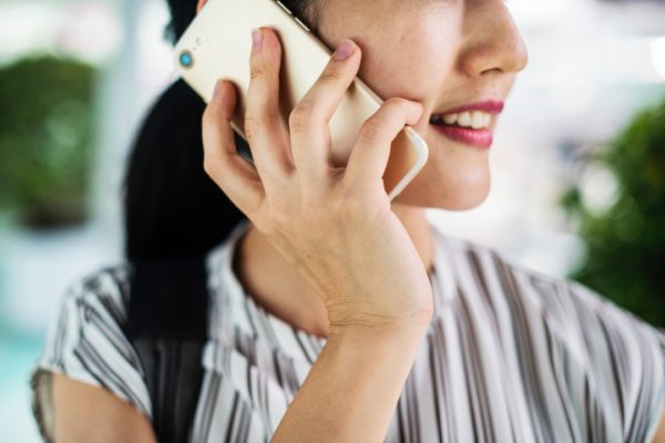 How to Do an On-Hold Message Right and Keep Customers